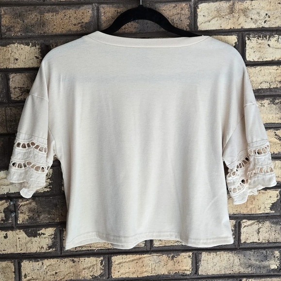 Cropped tshirt - Picture 2 of 4